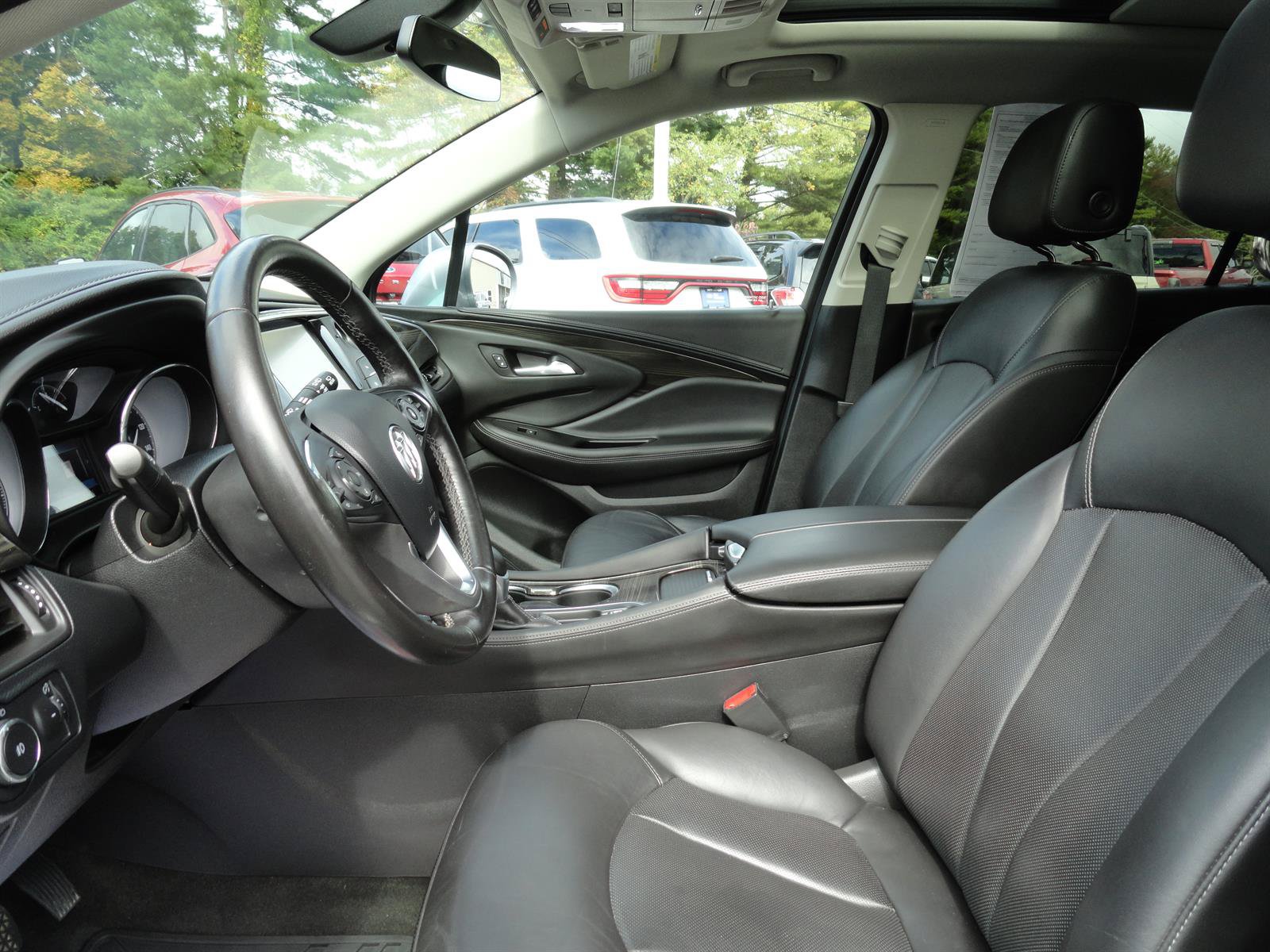 Used 2019 Buick Envision Essence AWD/4WD image 13