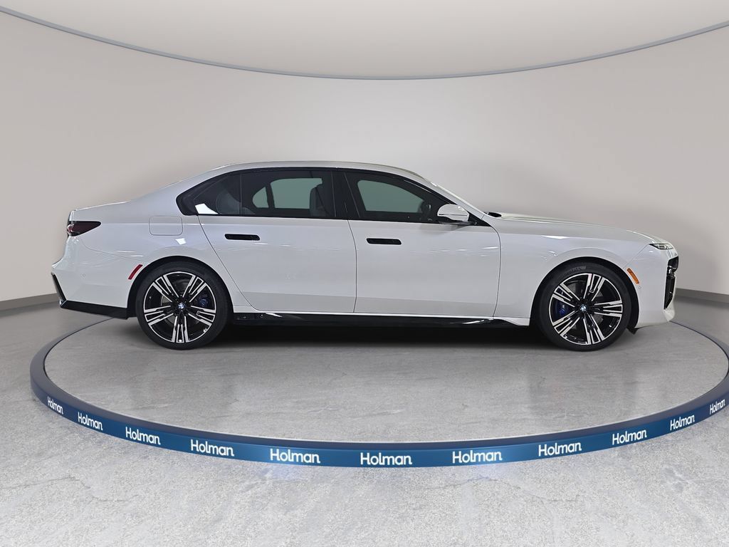 Used 2023 BMW 740i RWD image 6