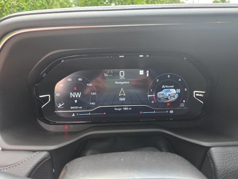 Used 2022 GMC Yukon Denali image 18