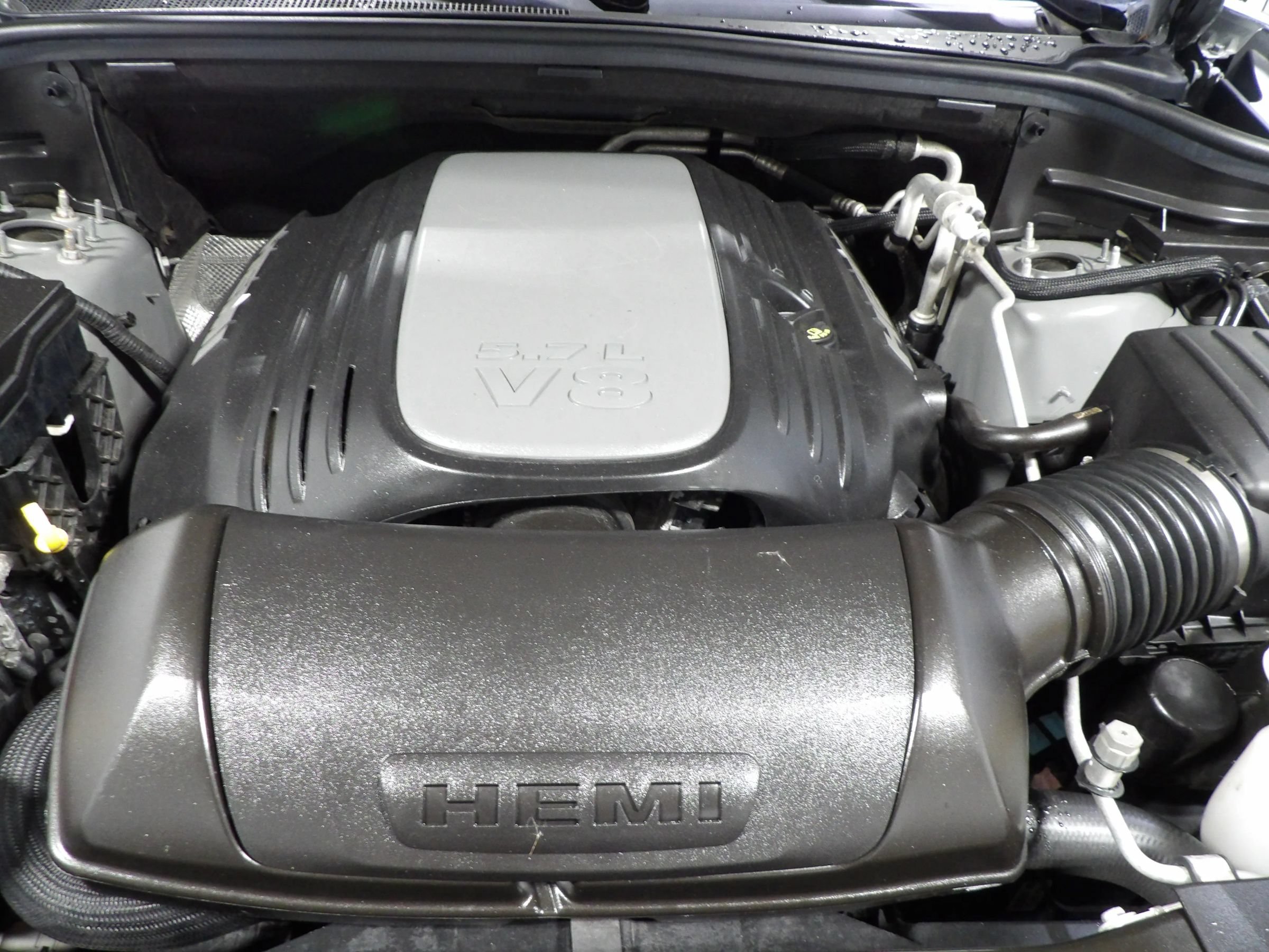 Used 2022 Dodge Durango R/T w/ Blacktop Package AWD/4WD image 34