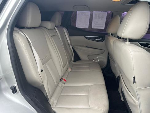 Used 2019 Nissan Rogue Sport SL w/ Premium Package image 14