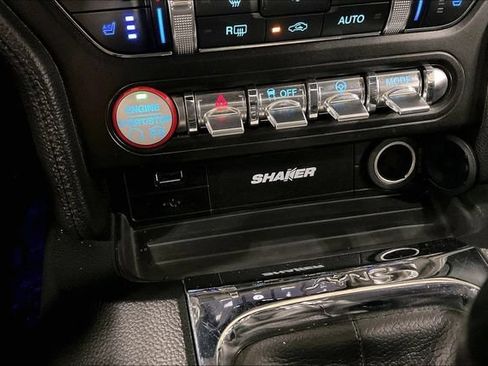Used 2016 Ford Mustang GT Premium w/ Equipment Group 401A RWD image 32