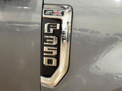 Used 2022 Ford F350 XL w/ STX Appearance Package AWD/4WD image 28