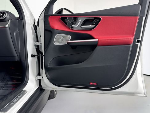 New 2026 Mercedes-Benz GLC 300 image 23