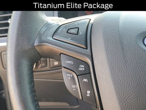 Used 2022 Ford Edge Titanium w/ Equipment Group 301A AWD/4WD image 12