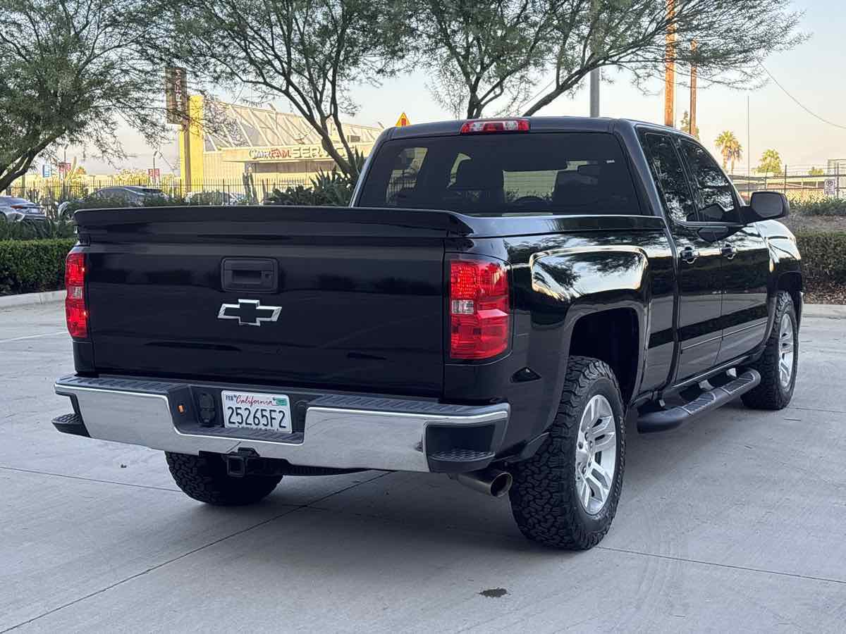 Used 2017 Chevrolet Silverado 1500 LT w/ All Star Edition RWD image 3