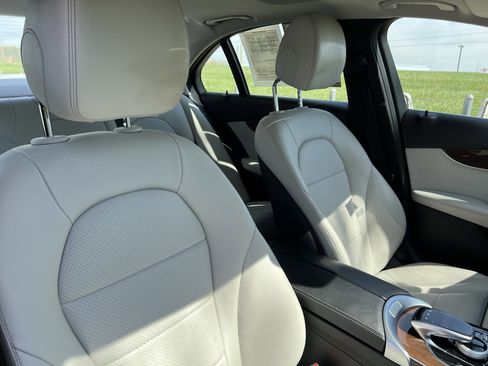 Certified 2018 Mercedes-Benz C 300 4MATIC Sedan image 35