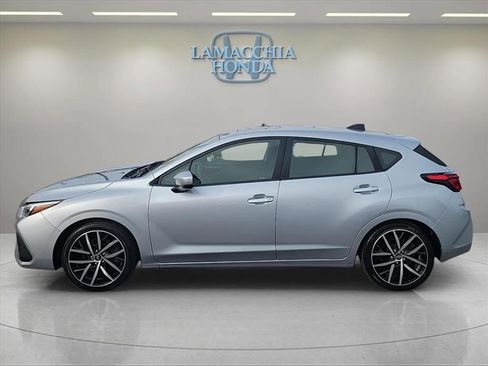 Used 2024 Subaru Impreza 2.0i Sport image 2