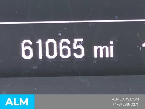 Used 2023 Chevrolet Malibu LT FWD image 26