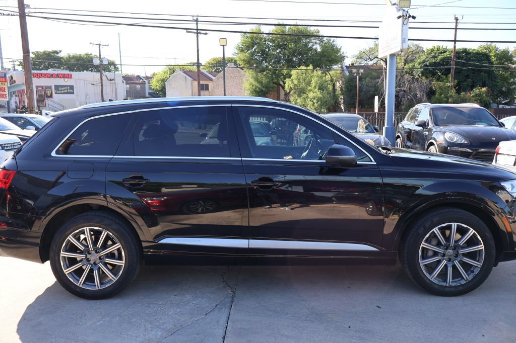 Used 2018 Audi Q7 2.0T Premium Plus w/ Premium Plus Package AWD/4WD image 9