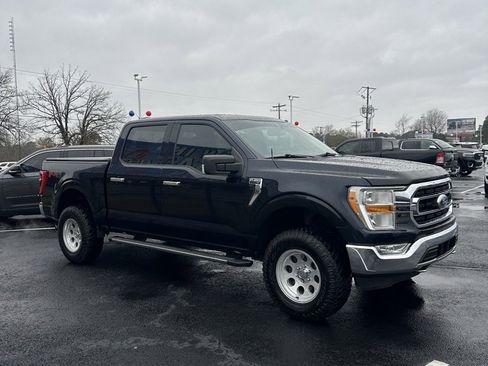 Used 2021 Ford F150 XLT w/ Equipment Group 301A Mid image 3