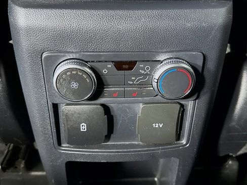 Used 2021 Ford Explorer Limited image 27