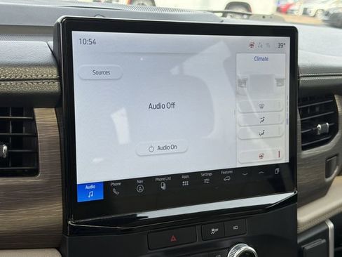 Used 2022 Ford Expedition Max Limited image 29