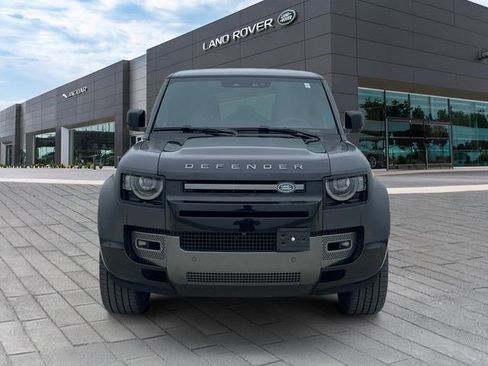 Certified 2023 Land Rover Defender 110 V8 AWD/4WD image 8