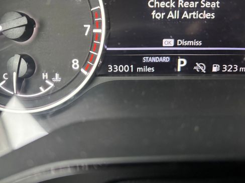 Used 2025 Nissan Pathfinder SV image 43