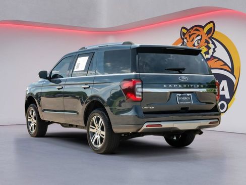 Used 2024 Ford Expedition Limited AWD/4WD image 7