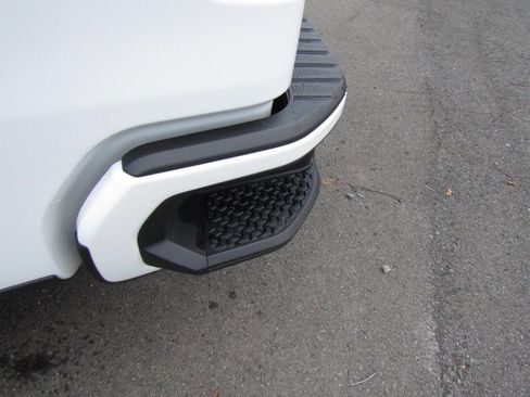 Used 2021 Chevrolet Silverado 1500 Custom image 36