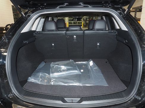 New 2025 MAZDA CX-5 Carbon Edition image 7