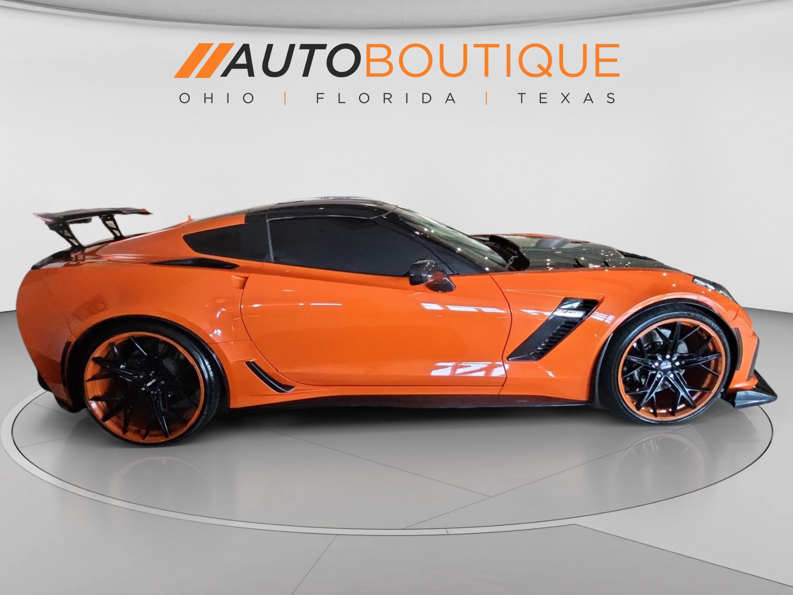 Used 2019 Chevrolet Corvette Z06 RWD image 6