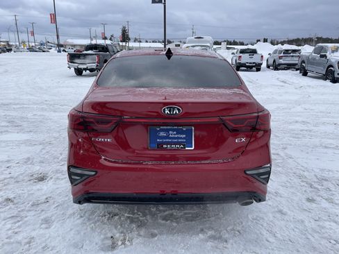 Used 2019 Kia Forte EX image 4