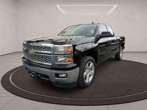 Used 2014 Chevrolet Silverado 1500 LT w/ LT Convenience Package image 3