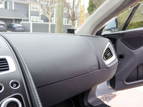 Used 2014 Aston Martin Vanquish Coupe image 43