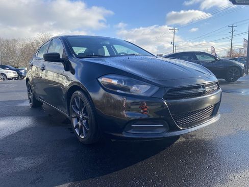 Used 2016 Dodge Dart SE w/ Convenience Group image 3