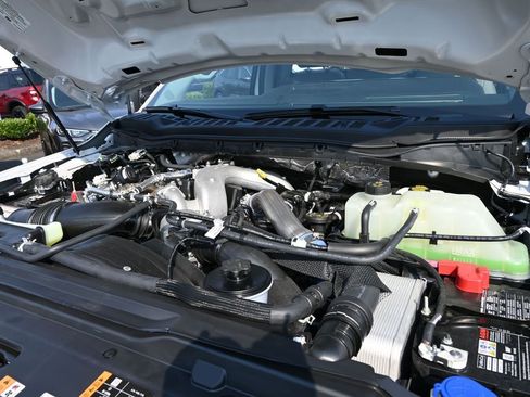 New 2026 Ford F550 4x4 Regular Cab Super Duty image 7