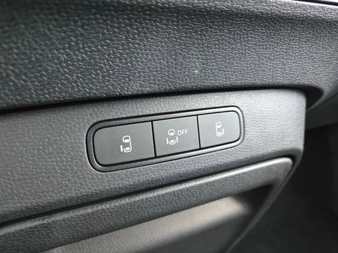 New 2025 Volkswagen ID. Buzz Pro S image 40