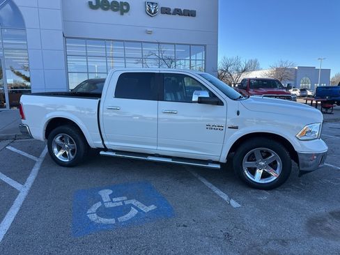 Used 2018 RAM 1500 Laramie w/ Convenience Group image 33