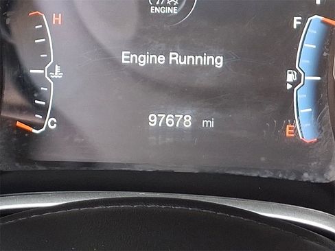 Used 2018 Jeep Compass Latitude w/ Popular Equipment Group image 22