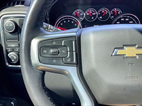 Certified 2021 Chevrolet Silverado 1500 LT RWD image 18