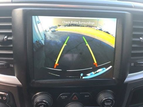 Used 2022 RAM 1500 Classic SLT w/ Electronics Group AWD/4WD image 30