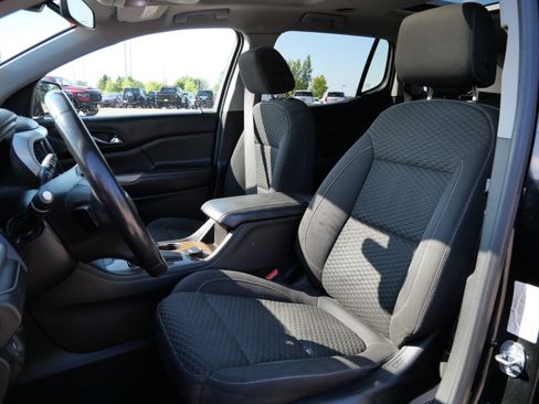 Used 2018 GMC Acadia SLE AWD/4WD image 18