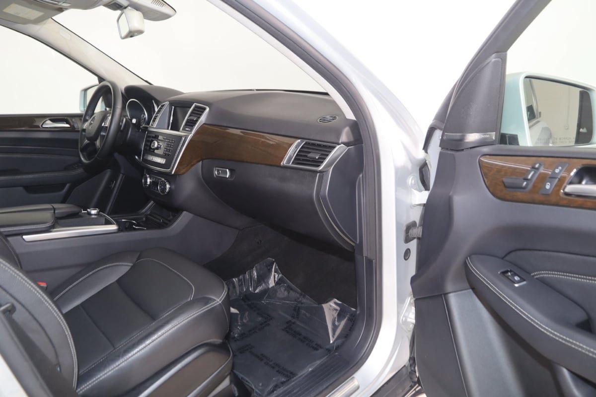 Used 2015 Mercedes-Benz ML 350 4MATIC image 36