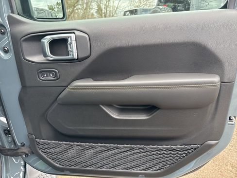 New 2026 Jeep Wrangler Sahara image 31