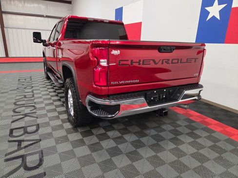 Used 2023 Chevrolet Silverado 2500 LTZ w/ Gooseneck/5TH Wheel Package AWD/4WD image 11