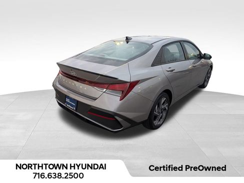 Certified 2025 Hyundai Elantra Sport image 15