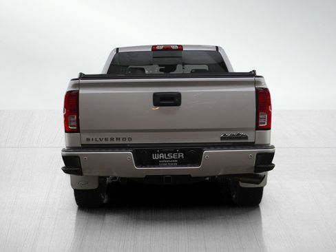 Used 2018 Chevrolet Silverado 1500 High Country image 4