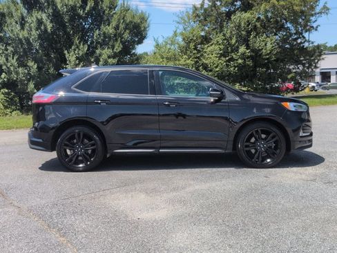 Certified 2021 Ford Edge ST w/ Equipment Group 401A AWD/4WD image 3