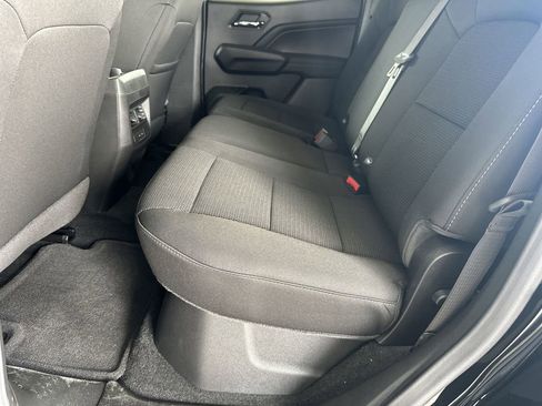 New 2025 GMC Canyon Elevation w/ Convenience Package image 28