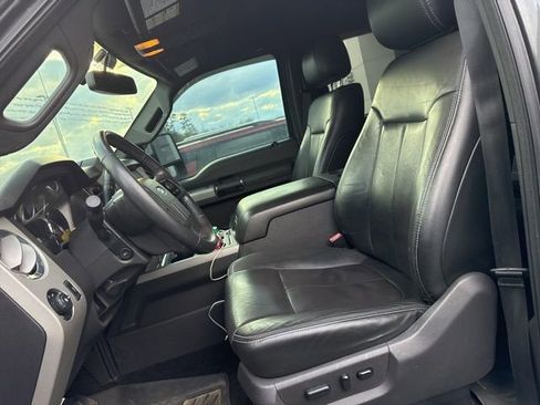 Used 2015 Ford F350 Lariat w/ Chrome Package image 10