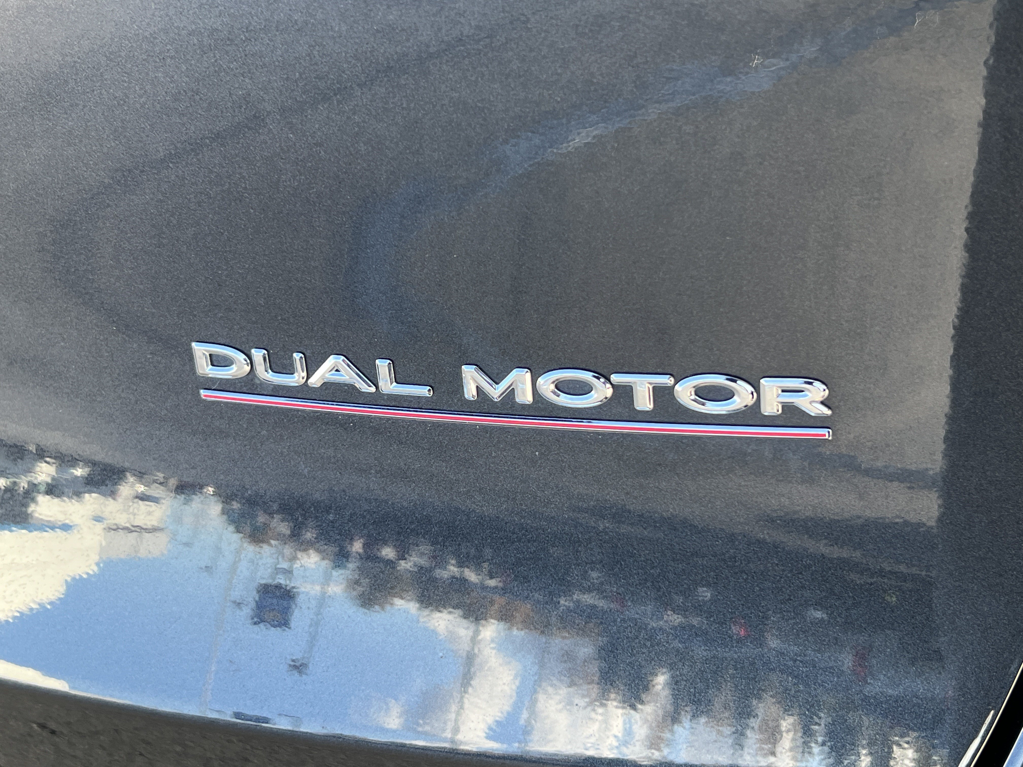 Used 2025 Tesla Model Y Performance AWD/4WD image 9