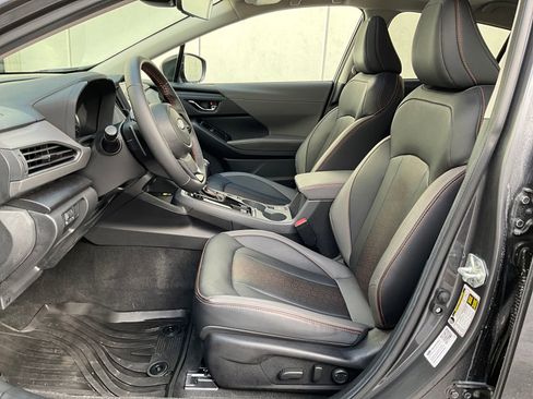 Certified 2025 Subaru Crosstrek 2.5i Limited w/ Crosstrek Mirror Package image 2