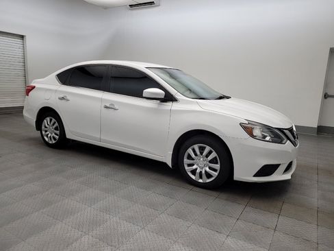 Used 2019 Nissan Sentra S image 11