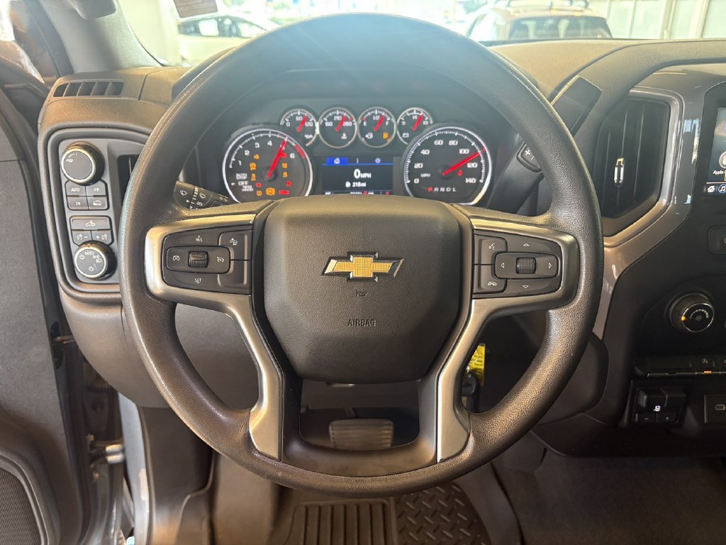 Used 2021 Chevrolet Silverado 1500 Custom w/ LPO, Dark Essentials Package AWD/4WD image 17