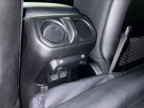 Used 2025 Jeep Gladiator Mojave w/ Safety Group AWD/4WD image 30
