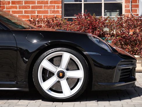 Used 2025 Porsche 911 Turbo AWD/4WD image 6