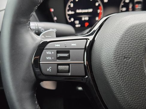 Certified 2025 Acura ADX AWD image 36