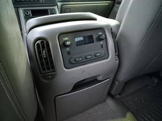 Used 2005 Chevrolet Avalanche Z71 w/ Sun And Sound Package AWD/4WD image 12